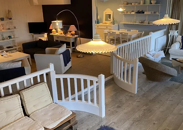 Grand Duplex En Front De Avec 3 Chambres, Animaux Acceptes, Equipements Complets, - Fr-1-487-321 * Cabourg