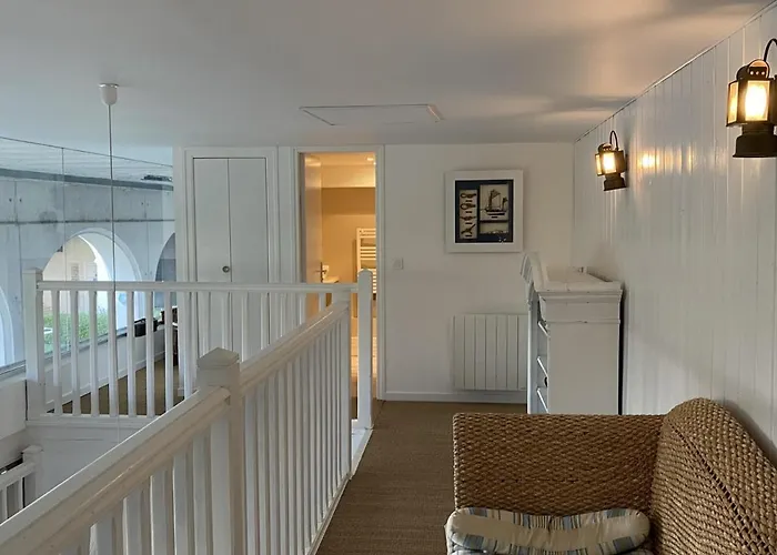 Daire Grand Duplex En Front De Avec 3 Chambres, Animaux Acceptes, Equipements Complets, - Fr-1-487-321 *