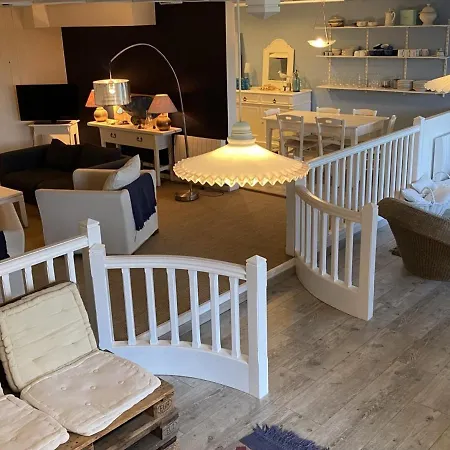 Grand Duplex En Front De Avec 3 Chambres, Animaux Acceptés, Equipements Complets, - Fr-1-487-321 * Cabourg