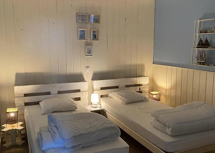 Grand Duplex En Front De Avec 3 Chambres, Animaux Acceptes, Equipements Complets, - Fr-1-487-321 *