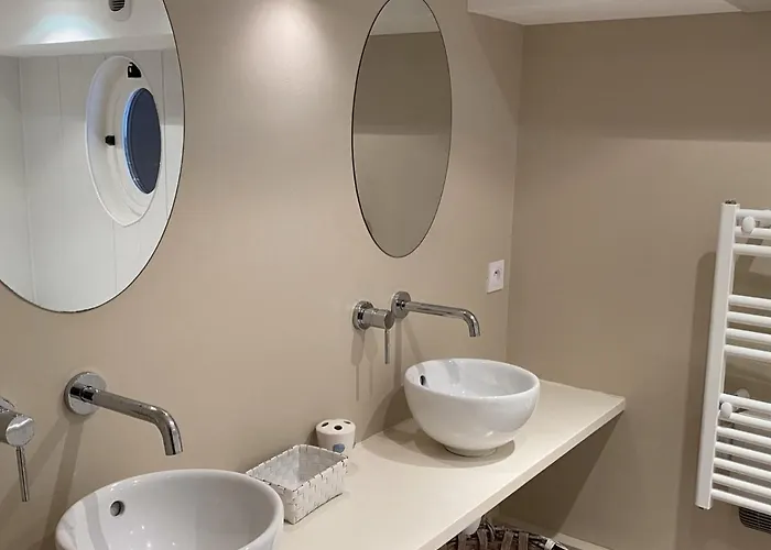 アパート Grand Duplex En Front De Avec 3 Chambres, Animaux Acceptes, Equipements Complets, - Fr-1-487-321 カブール